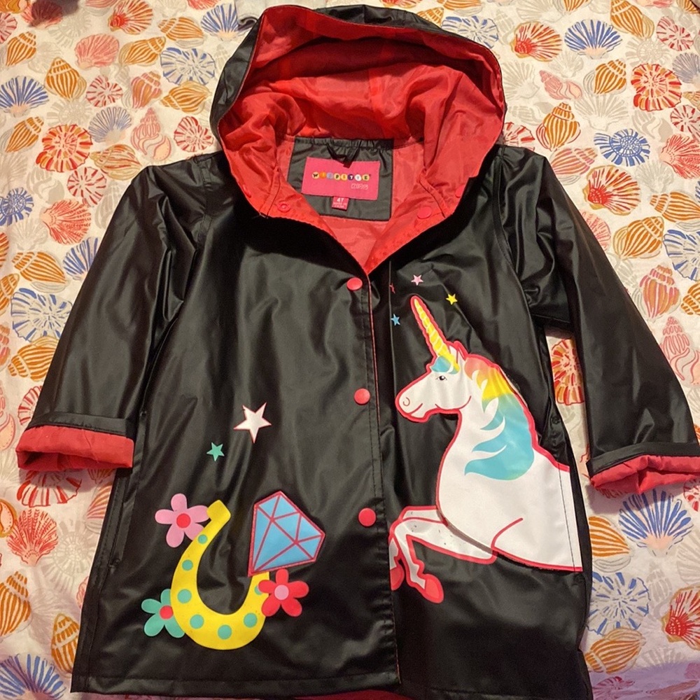 Wippette Kids - Unicorn’s are Magical Unique Raincoat